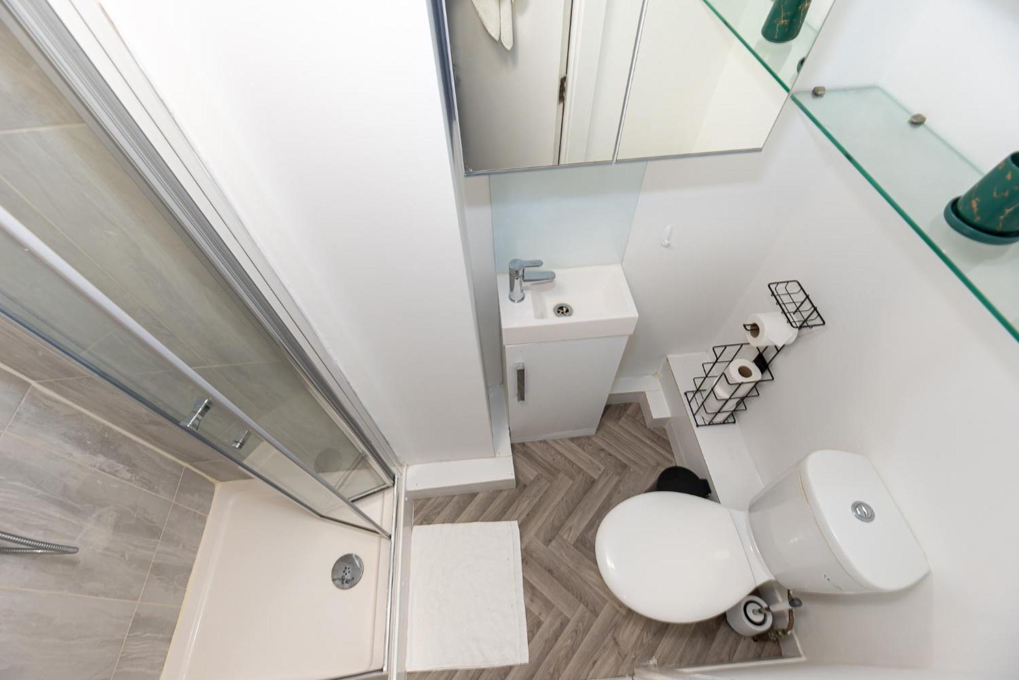 Small And Trendy Studio 3B Лондон Екстериор снимка